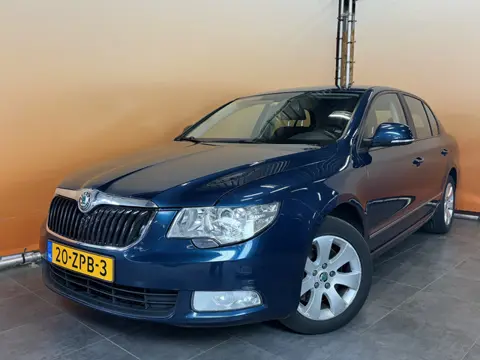 Škoda Superb 1.4 TSI Greentech Active Business Line navi | lmv | clima