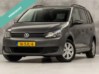 Volkswagen Touran 1.2 TSI Sport 7 Persoons (NAVIGATIE, CLIMATE, GETINT GLAS, SPORTSTOELEN, PARKEERSE