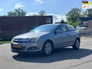 Opel Astra GTC 1.6 Temptation Cruise*Airco*LM velgen*Elektrische ramen*Rijdt goed*