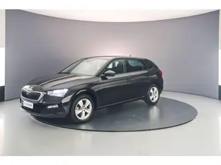 Skoda Scala Ambition 1.0 TSI 110pk Cruise control, Parkeersensor achter, App connect, LED koplampen,