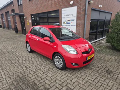 Toyota Yaris 1.3 VVTi Aspiration | Clima | Trekhaal |