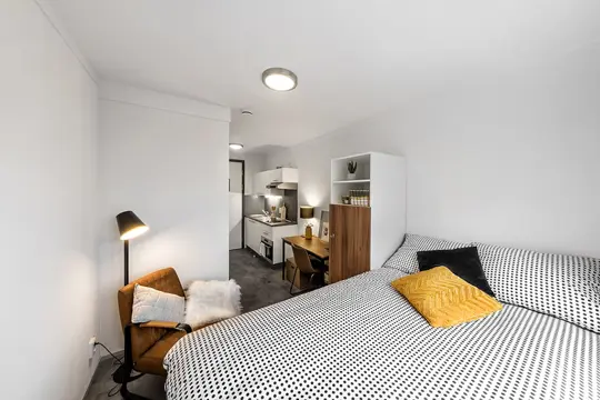 Woning aan de Barajasweg te Amsterdam