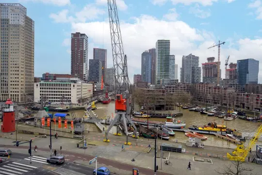 Woning aan de Schiedamsedijk te Rotterdam