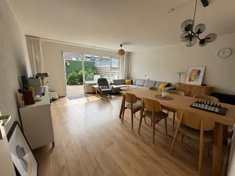 Woning aan de Lemenburg te Hoofddorp