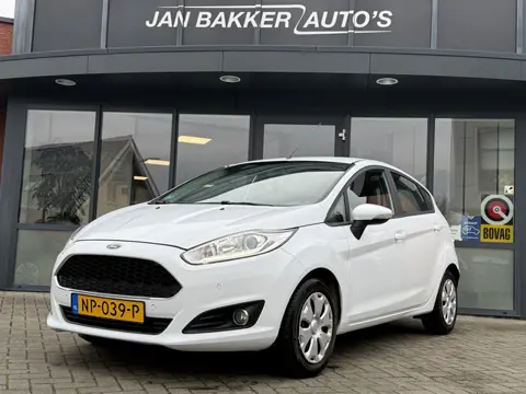 Ford Fiesta 1.5 TDCi Style Ultimate Lease Edition Cruise  PDC  Navi  Bluetooth