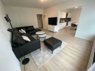 Woning aan de Mr. F.A. van Hallweg te Amstelveen