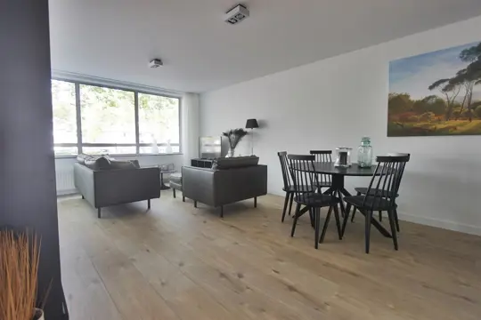 Woning aan de Amstelveenseweg te Amsterdam