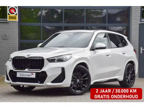 BMW X1 sDrive20i M Sport | Pano | 360 cam | 20 inch | Leer