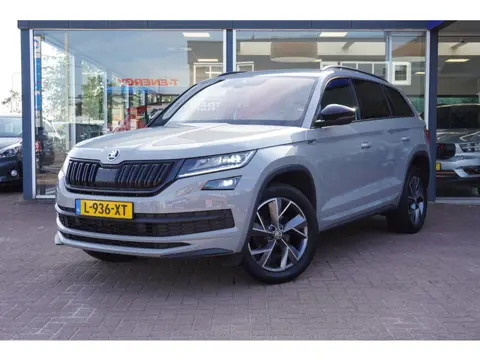Skoda Kodiaq 1.5 TSI Sportline Business Automaat | DAB+ | Trekhaak | Vol opties | Dealerauto | Inrui