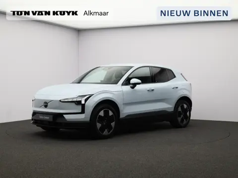 Volvo EX30 Single Motor Core 51 kWh / Stoel- +Stuurwielverwarming / Achteruitrijcamera / Blis / Crui