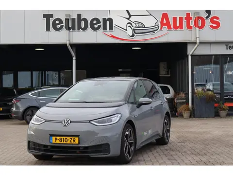 Volkswagen ID.3 Business 58 kWh Auto moet nog gereinigd worden.