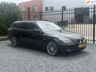 BMW 5-serie Touring 523i XENON!PANO!APK!KOOPJE!