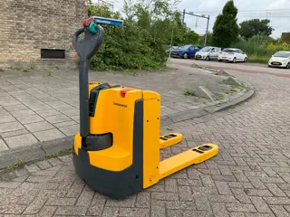 Jungheinrich EJE116 1600KG BREDE PALLETWAGEN / HEFTRUCK
