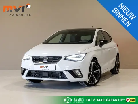 SEAT Ibiza 1.5 TSI FR Business Intense Plus / 150pk / Panorama dak / Achteruitrijcamera / Stoelverwa
