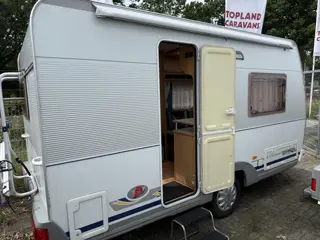 Dethleffs Camper 395 HK 2 BEDDEN /GROOTBED LUIFEL