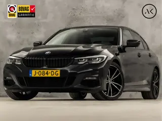 BMW 3 Serie 320i M Sport 184Pk Automaat (APPLE CARPLAY, M PAKKET, LEDER/ALCANTARA, STOELVERWARMING, 