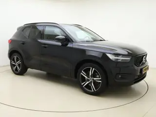 Volvo XC40 T5 262pk R-Design |  BLIS | Camera |Stoel/stuur verwarming | Getint Glas |