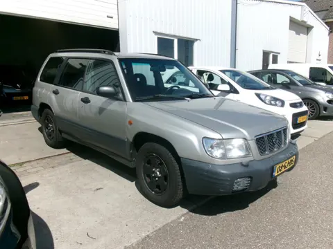Subaru Forester 2.0 AWD (bj 2000)