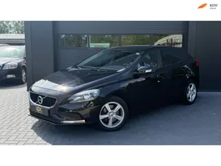 Volvo V40 2.0 T2 R-Design +NW APK|Airco|PDC Achter