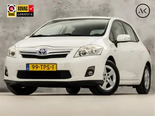 Toyota Auris 1.8 Full Hybrid Sport Automaat (CLIMATE, CRUISE, KEYLESS, SPORTSTOELEN, TREKHAAK, BLUET