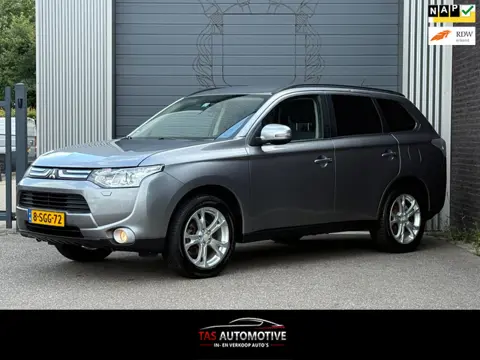 Mitsubishi Outlander 2.0 Intense+ 7p AUTOMAAT/CRUISE/CLIMA