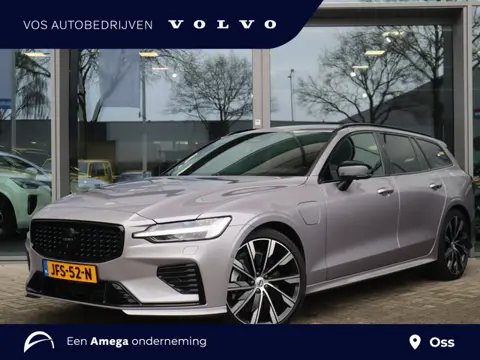 Volvo V60 2.0 T8 Plug-in hybrid AWD Ultra Dark | 20" Turbine Velgen | Exterieur Styling Kit | HEICO 
