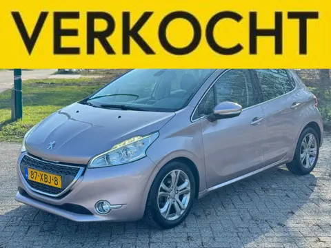 Peugeot 208 1.4 VTi Allure NAVI/NAP/APK 6-27