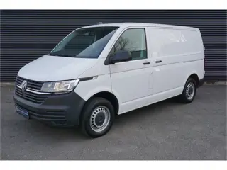 Volkswagen Transporter 150pk Automaat 2x Schuifdeur L1H1 Trekhaak Apple Carplay ACC Cruise control S