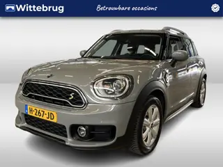 MINI Countryman 1.5 Cooper S E ALL4 225pk Salt Automaat Navigatie / 17"LM Velgen / LED verlichting /