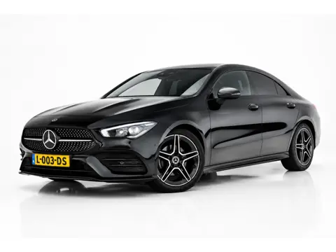 Mercedes-Benz CLA-klasse 180 AMG NIGHT | SFEERVERLICHTING | CAMERA | APPLE CARPLAY | ANDROID AUTO | 