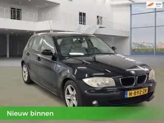 BMW 1-serie 118i 5DRS AUTOMAAT AIRCO LEDER VELGEN NIEUWE APK CRUISECONTROL