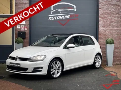 Volkswagen Golf 1.4 TSI 140pk ACT Highline  ACC|DCC|PANO|LEER|