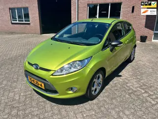 Ford Fiesta 1.6 Titanium // koude airco // APK 5-1-2027