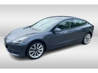 Tesla Model 3 Long Range AWD 75 kWh / Trekhaak / Autopilot / Panoramadak / Camera / Premium Audio / 