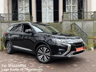 Mitsubishi Outlander 2.0 4WD Limited+ 7P Automaat Leder Navi Trekhaak Camera Xenon Pdc V+A Full Opti
