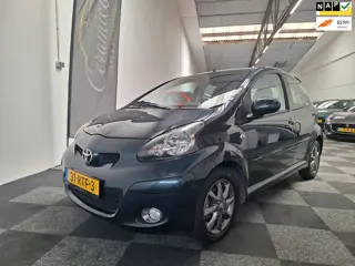 Toyota Aygo Aspiration Navigator uitv. 3e eig. 73.000 km NAP