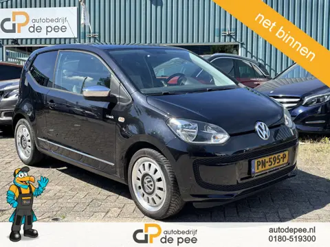 Volkswagen up! 1.0 high up! Black AIRCO/NAVI/BLUETOOTH/EL.RAMEN/LICHTMETAAL rijklaarprijs!