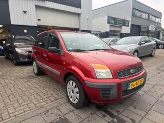 Ford Fusion 1.4-16V Champion