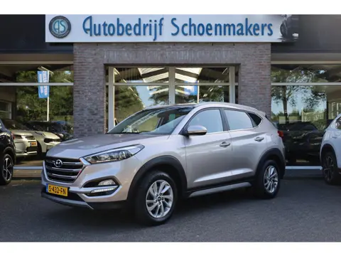 Hyundai Tucson 1.6 GDi Comfort TREKHAAK CAMERA ALL-SEASONS CARPLAY 2xKEYLESS CRUISE 2xPDC NAVI CLIMA