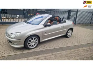 Peugeot 206 CC 1.6-16V Roland Garros automaat