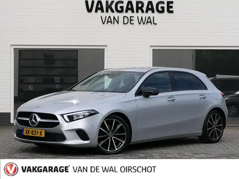 Mercedes-Benz A-klasse 200 Launch Edition Premium | Night pakket | MBUX widescreen | Achteruitrijcam