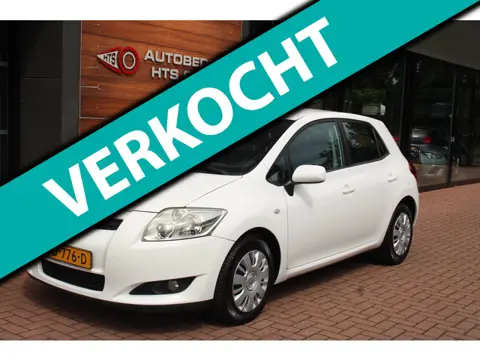 Toyota Auris 1.6-16V Terra