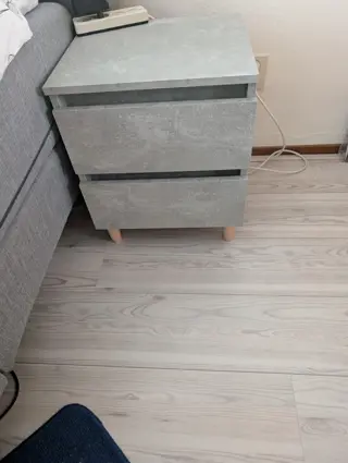 Boxspring incl. 2 Nachtkastjes met mechanisme.