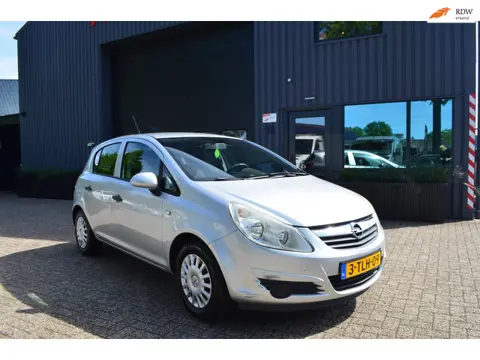 Opel Corsa 1.2-16V '111' Edition | Onderhouden | Airco