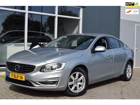 Volvo S60 1.6 T3 Summum | Xenon | Navi | Leder | APK 6-2027