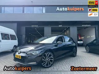 Volkswagen Golf 1.5 TSI Highline Business R | Met o.a. stoelverwarming, cruise control, climate cont