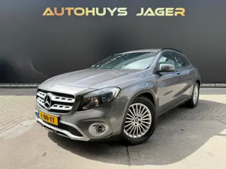 Mercedes-Benz GLA-klasse 180 Premium Automaat Trekhaak Camera