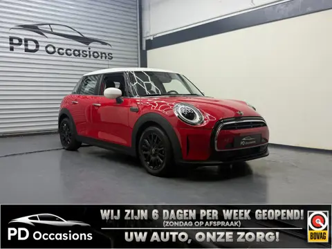 MINI 5-Deurs 1.5 136PK Cooper Camden Edition - Keyless -Leer - Camera - Cruise