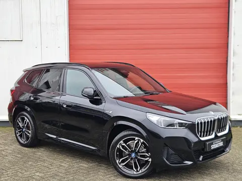 BMW X1 xDrive30e M-sport | Pano | Head-up | H/K (bj 2022)