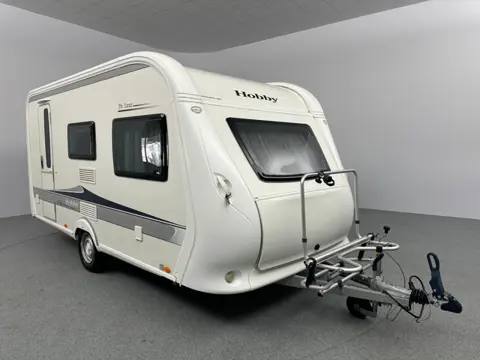 Hobby De Luxe 440 SF Voortent Luifel Fietsendragers